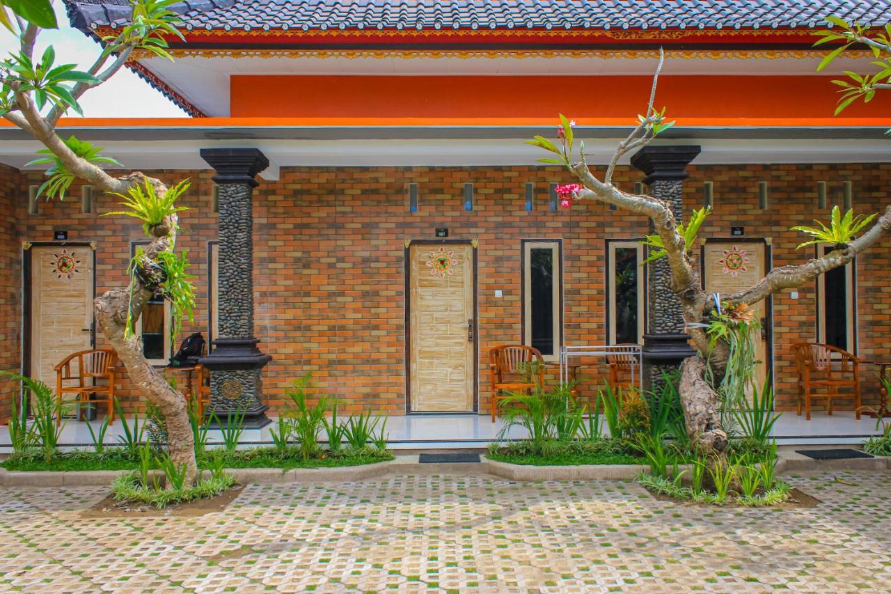 Hotel Niki Jembrana  Luaran gambar